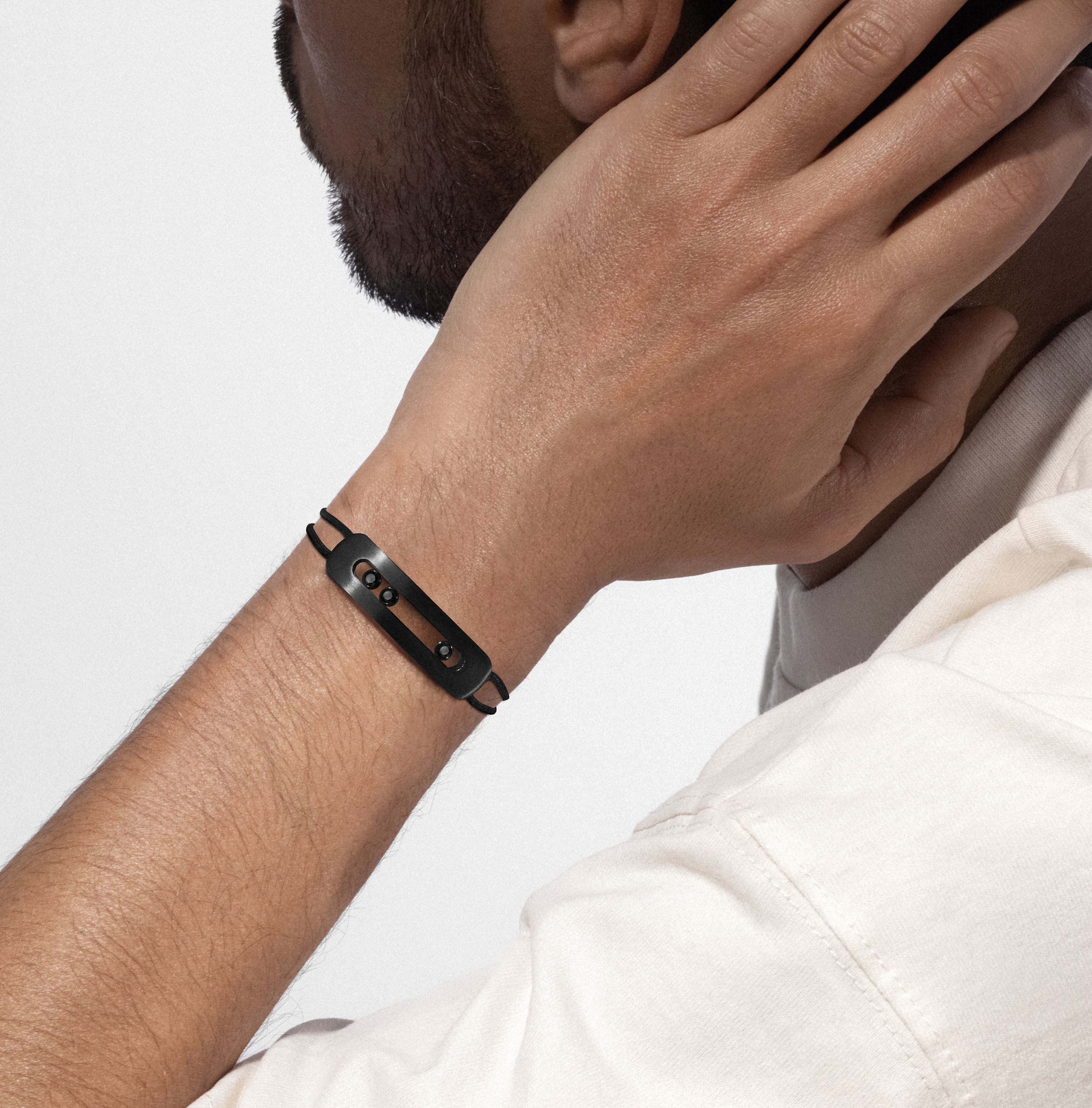 Bracelet montre poignet forts best sale